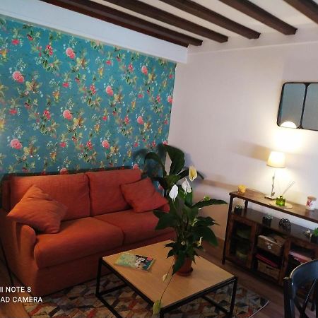 Bel appartement à Honfleur Esterno foto