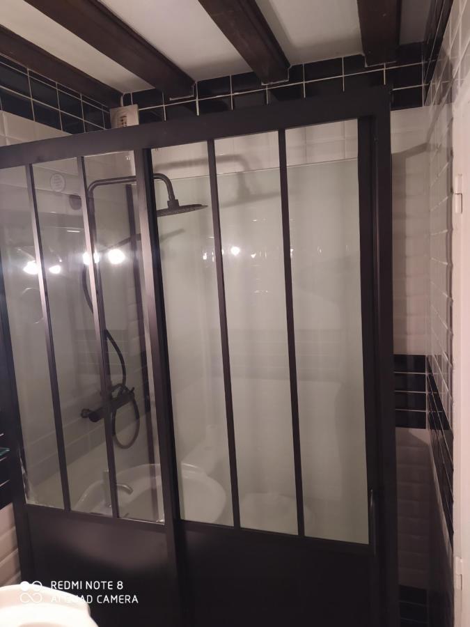 Bel appartement à Honfleur Esterno foto