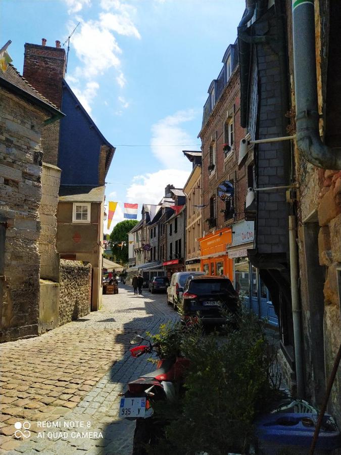 Bel appartement à Honfleur Esterno foto